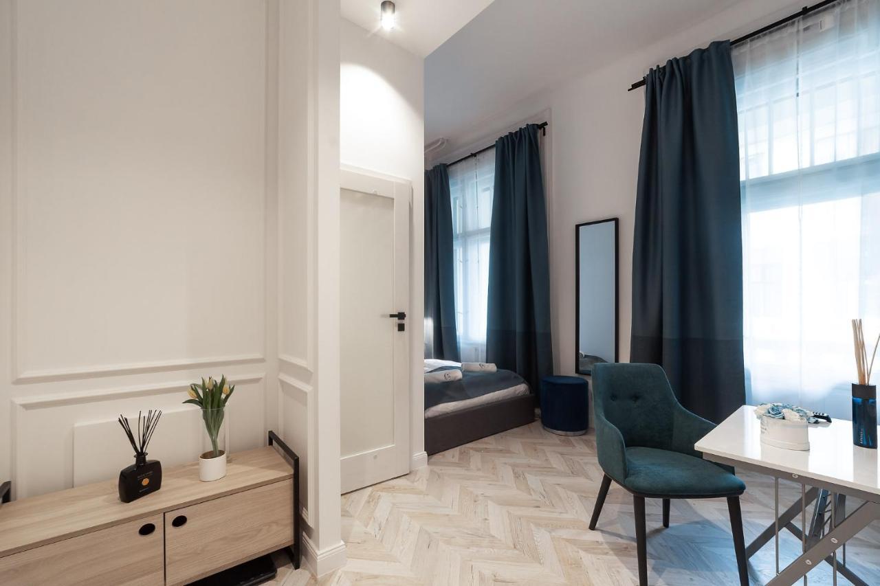 Catalog Boutique Rooms デブレツェン エクステリア 写真